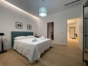 AT HOME NAVONA